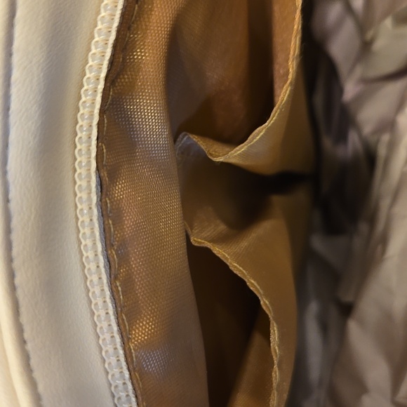 2 Piece Tahari White Checkered Tote Bag With Purse Bag NWT - Picture 8 of 11